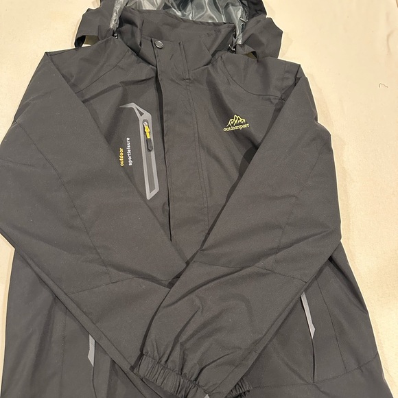Water proof jacket - Picture 5 of 5